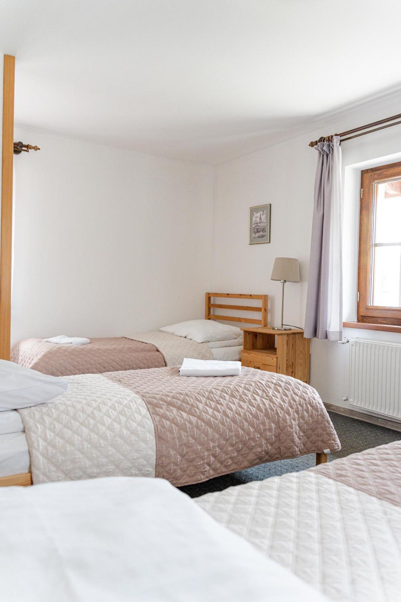 Stanica Hucul Hotel Sułkowice Buitenkant foto